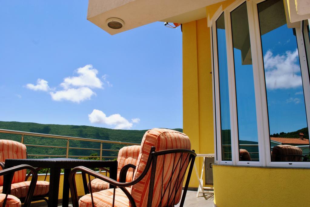 Crypto Villa G Herceg Novi Buitenkant foto