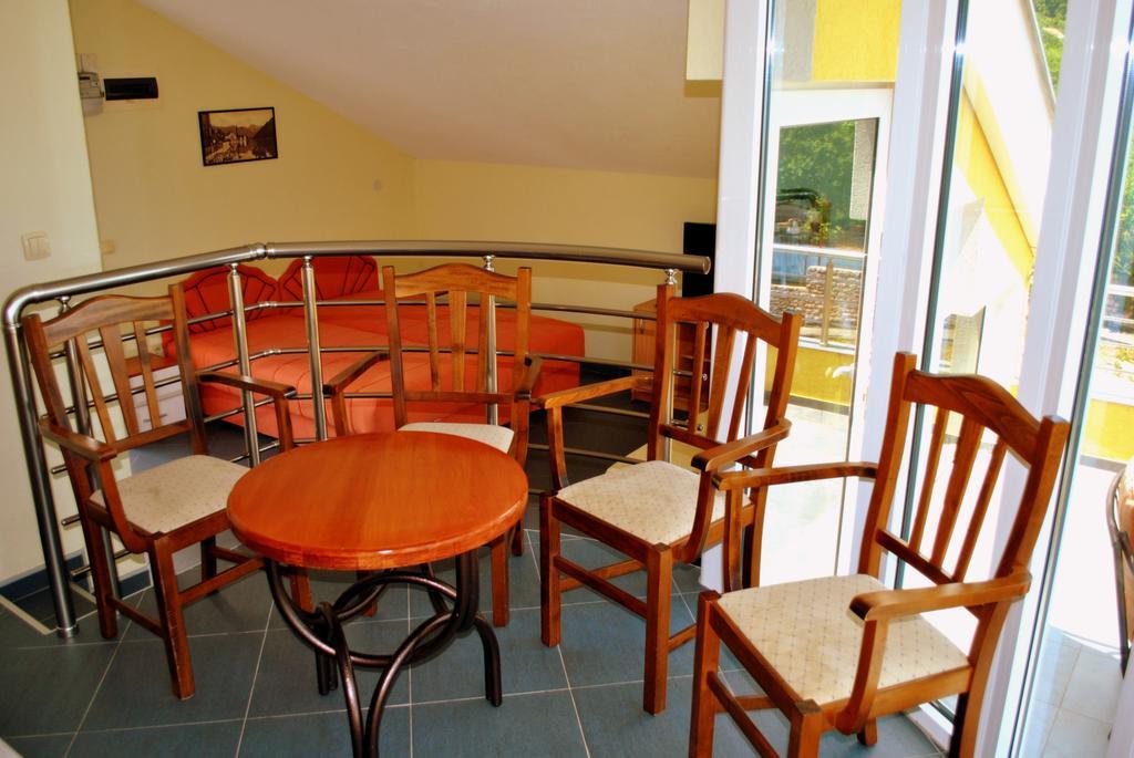 Crypto Villa G Herceg Novi Buitenkant foto